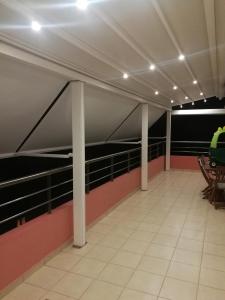 me-plainoys-vraxiones-elatirio-1