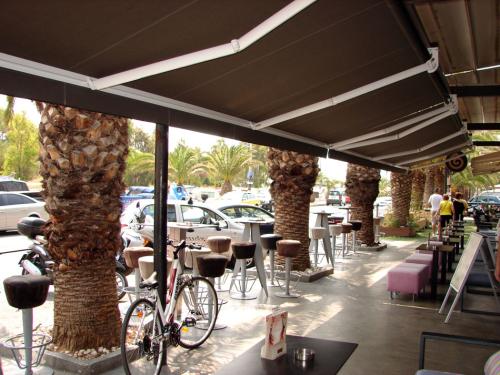 me-spastous-vrachiones-44